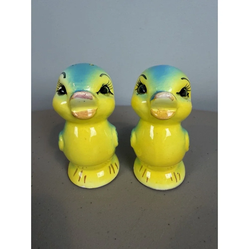 Vtg Blue Bird Japan Salt and Pepper Shakers and Baby Chick in Egg Shakers